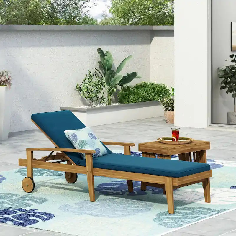 Chaise longue de jardin en bois à roulettes, transat inclinable à dossier réglable pour piscine et terrasse.
