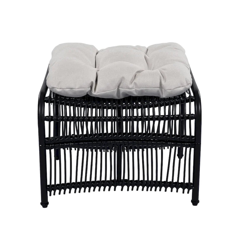 Roomfitters Ensemble de mobilier de patio en osier 3 pièces avec chaise longue, pouf et coussins pour jardin ou terrasse