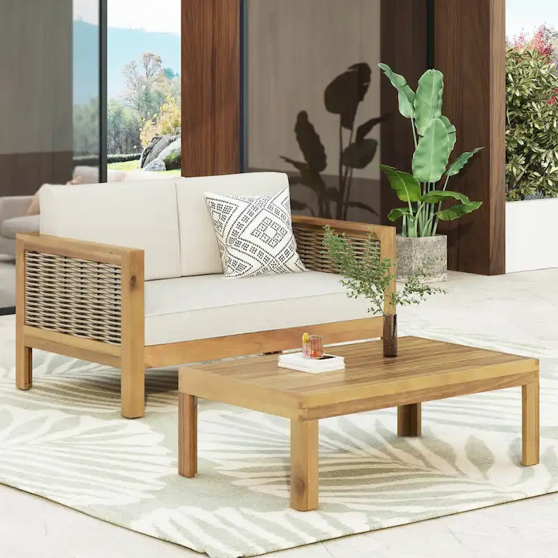Ensemble de patio Roomfitters en bois d'acacia et osier avec causeuse, coussins et table basse, beige teck