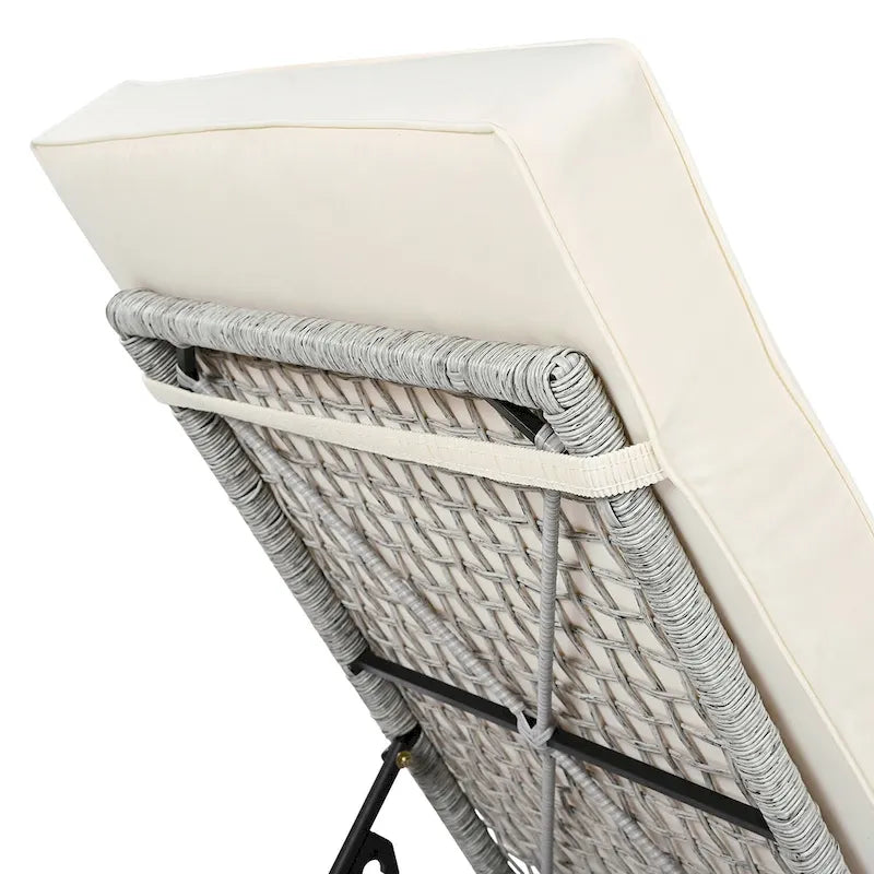 Chaise longue de jardin en rotin à 5 positions avec roulettes et coussin