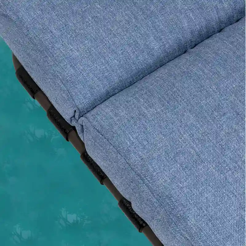 Chaise longue de patio extérieure réglable avec table d'appoint et coussin