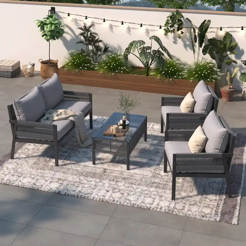Ensemble de mobilier de patio 4 pièces, ensemble de conversation de jardin extérieur avec table en verre trempé, sièges profonds et coussins épais