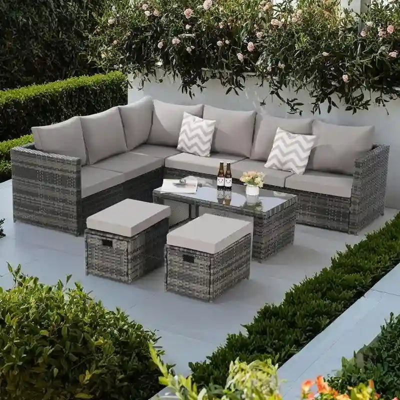 Ensemble de salon de jardin 6 pièces en rotin pour l'extérieur avec table basse en verre trempé