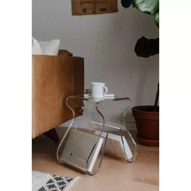 Tabouret et porte-revues en acrylique, transparent