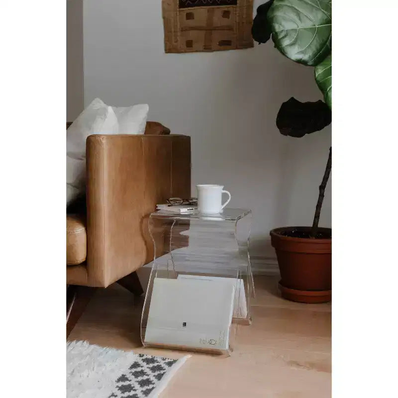 Tabouret et porte-revues en acrylique, transparent