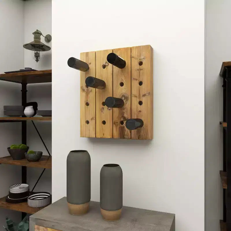 Range-bouteilles mural rustique en bois marron