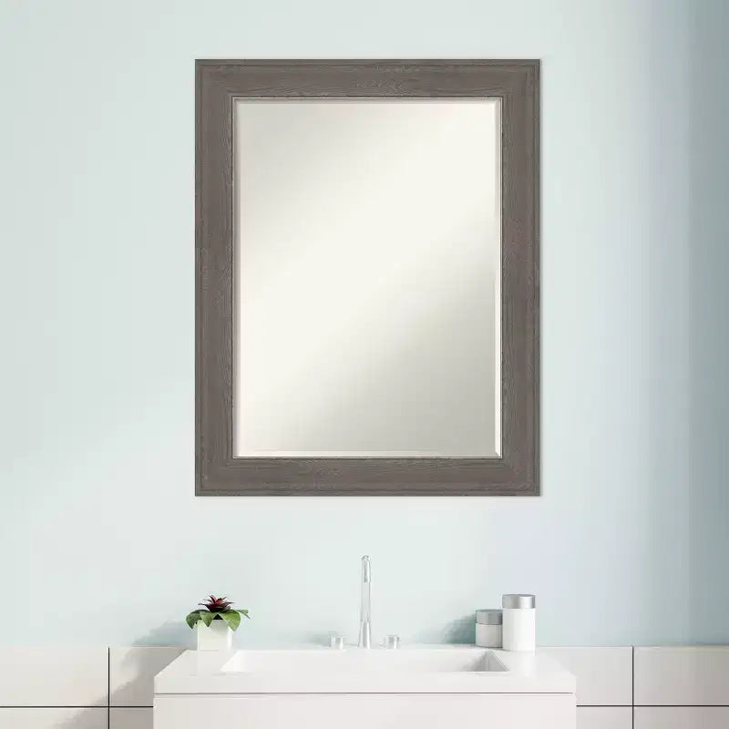 Petit miroir mural biseauté pour salle de bain, cadre en bois gris brun