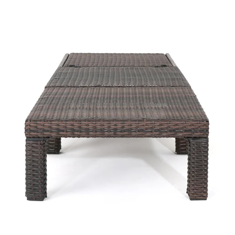 Chaise longue d'extérieur en osier Jamaica par Christopher Knight Home