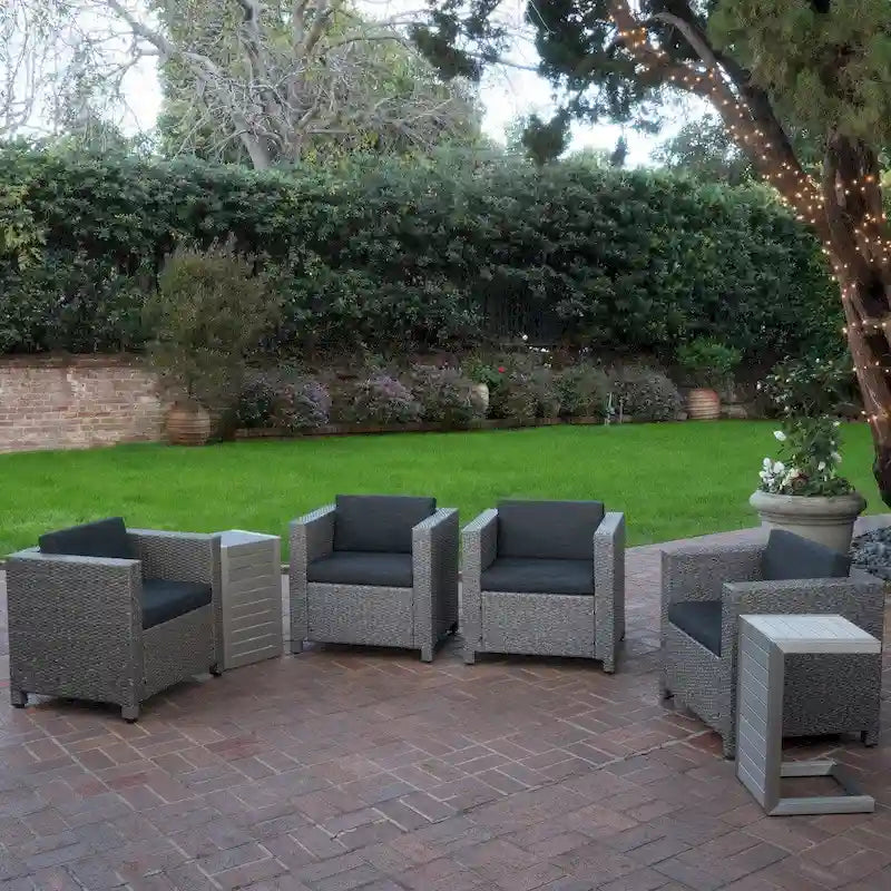 Ensemble de 6 pièces de mobilier d'extérieur Puerta avec coussins par Christopher Knight Home