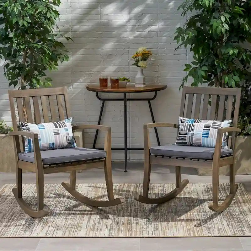 Chaises à bascule traditionnelles d'extérieur en bois d'acacia Montrose (lot de 2) par Christopher Knight Home
