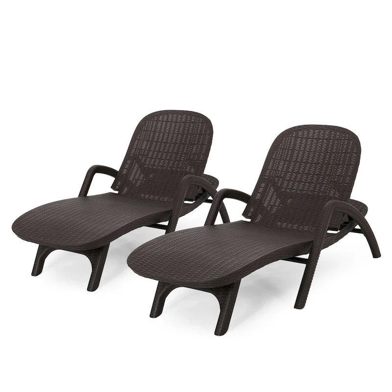 Chaises longues Waverly d'extérieur en similicuir (Lot de 2) par Christopher Knight Home - 31.50 L x 76.50 P x 21.00 H