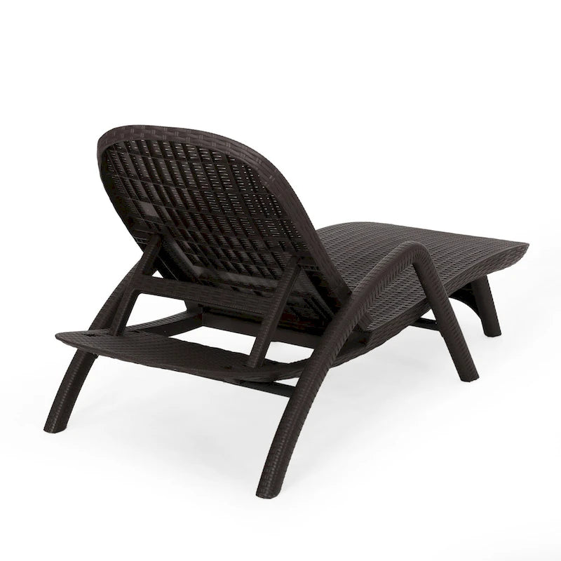 Chaises longues Waverly d'extérieur en similicuir (Lot de 2) par Christopher Knight Home - 31.50 L x 76.50 P x 21.00 H