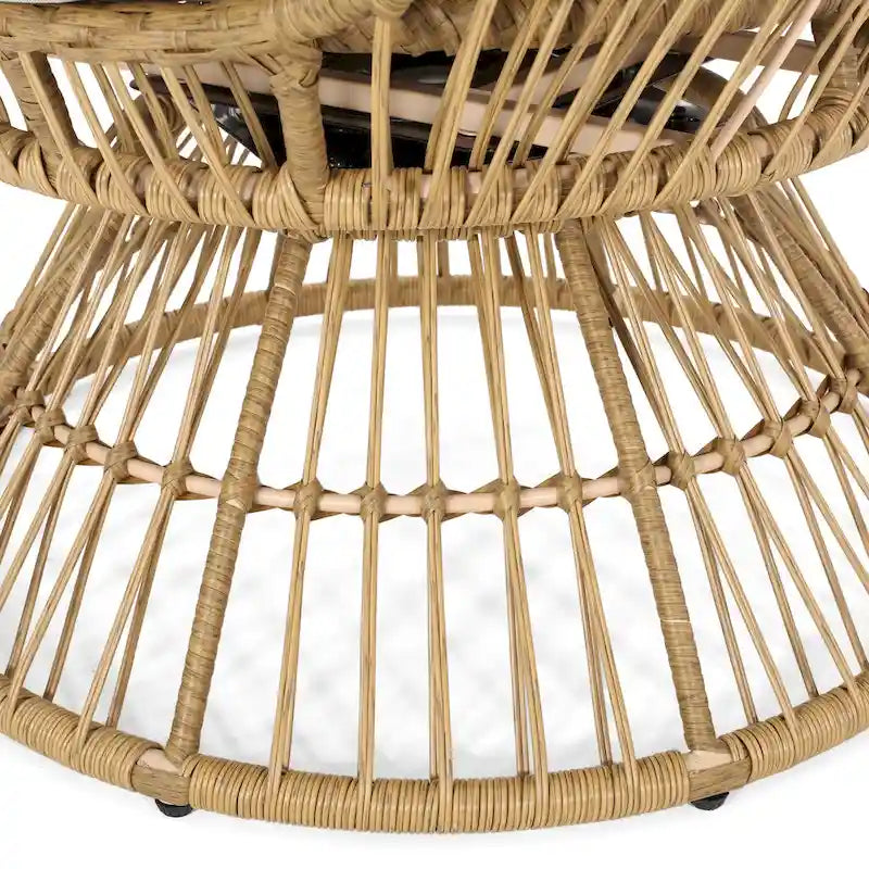 Fauteuil suspendu pivotant en osier pour l'extérieur Pintan par Christopher Knight Home