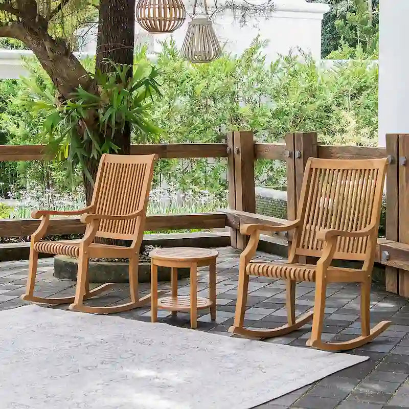 Ensemble de conversation d'extérieur 3 pièces en teck avec fauteuils à bascule Chara de Cambridge Casual