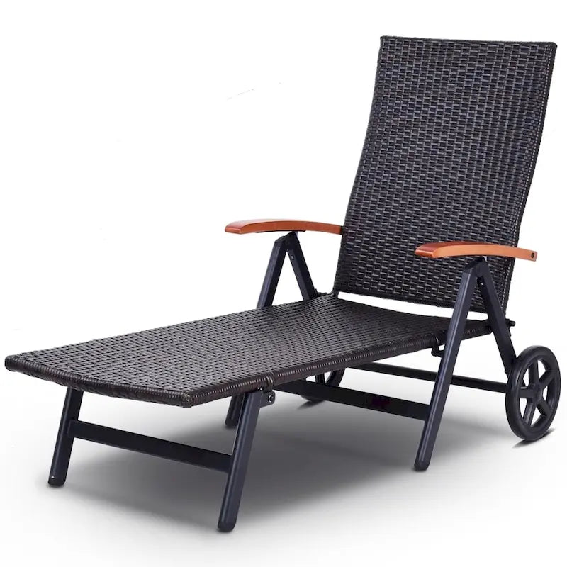 Chaise longue de patio réglable pliante en rotin pour l'extérieur