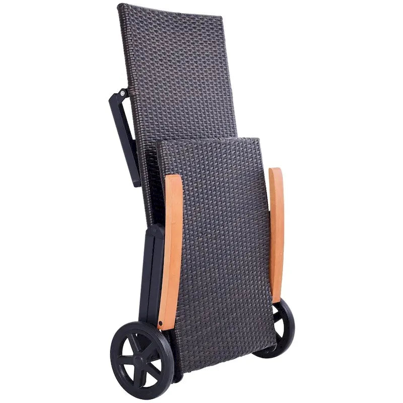 Chaise longue de patio réglable pliante en rotin pour l'extérieur
