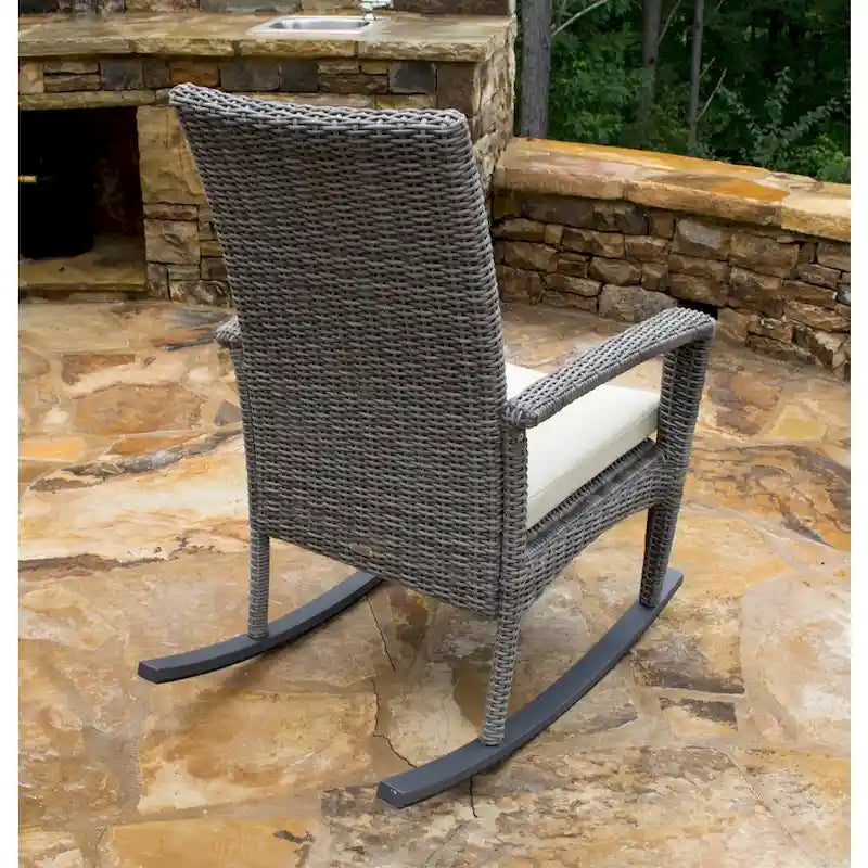 Ensemble de fauteuils à bascule d'extérieur en osier Bayview Dark Roast (3 pièces)