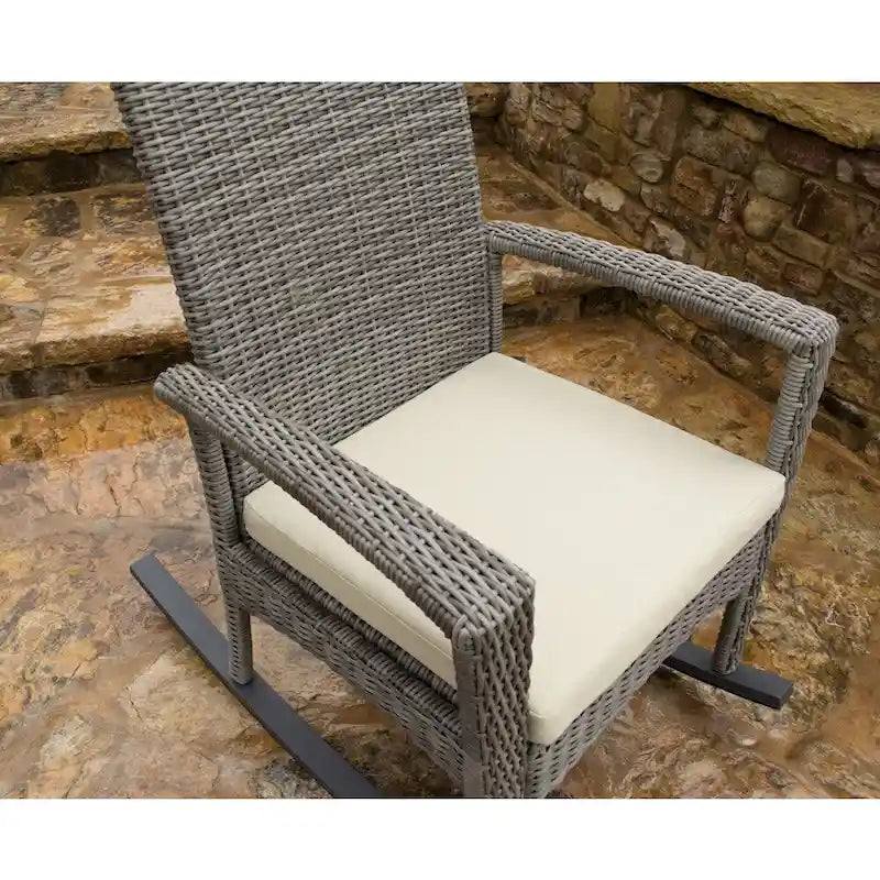 Ensemble de fauteuils à bascule d'extérieur en osier Bayview Dark Roast (3 pièces)