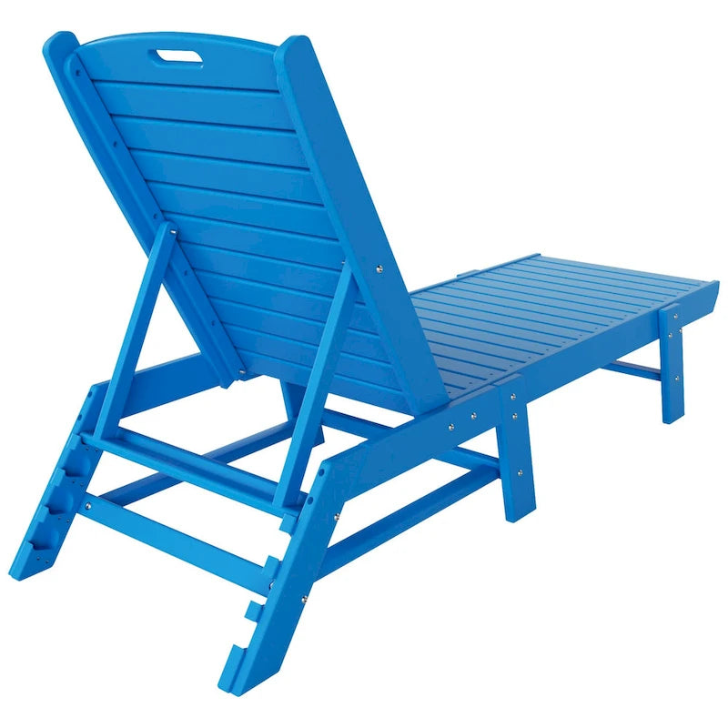 Chaises longues inclinables sans accoudoirs Polytrends Laguna en PEHD pour terrasse ou piscine, toutes saisons, avec table d'appoint (ensemble de 2 pièces)