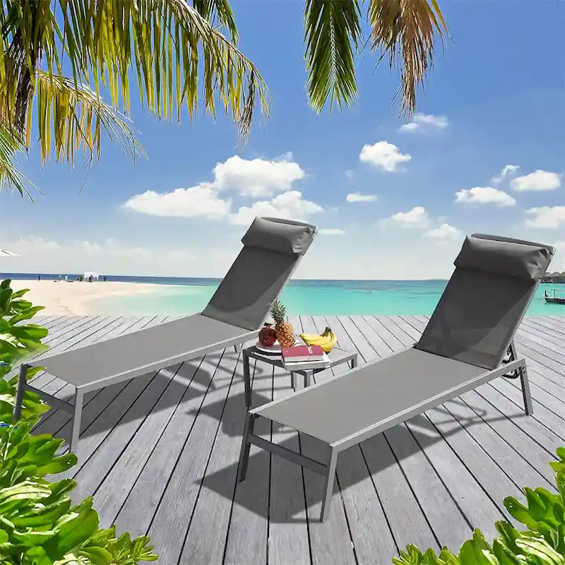 3 chaises longues de piscine réglables en aluminium