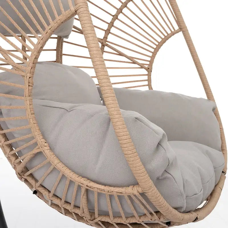 Chaise balançoire œuf d'intérieur/extérieur en osier couleur naturelle avec coussin beige