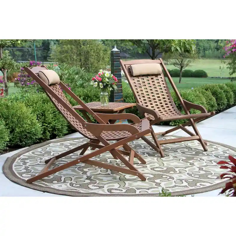 Ensemble de 3 chaises longues balançoires pliantes Eilaf Eucalyptus avec table d'appoint