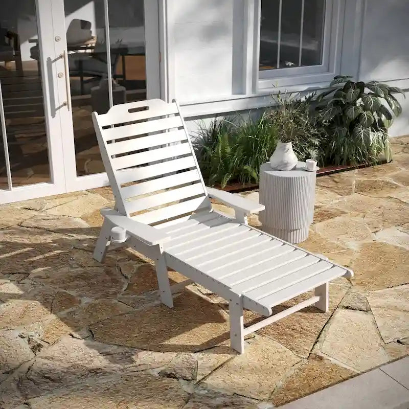 Chaise longue d'extérieur réglable avec porte-gobelet