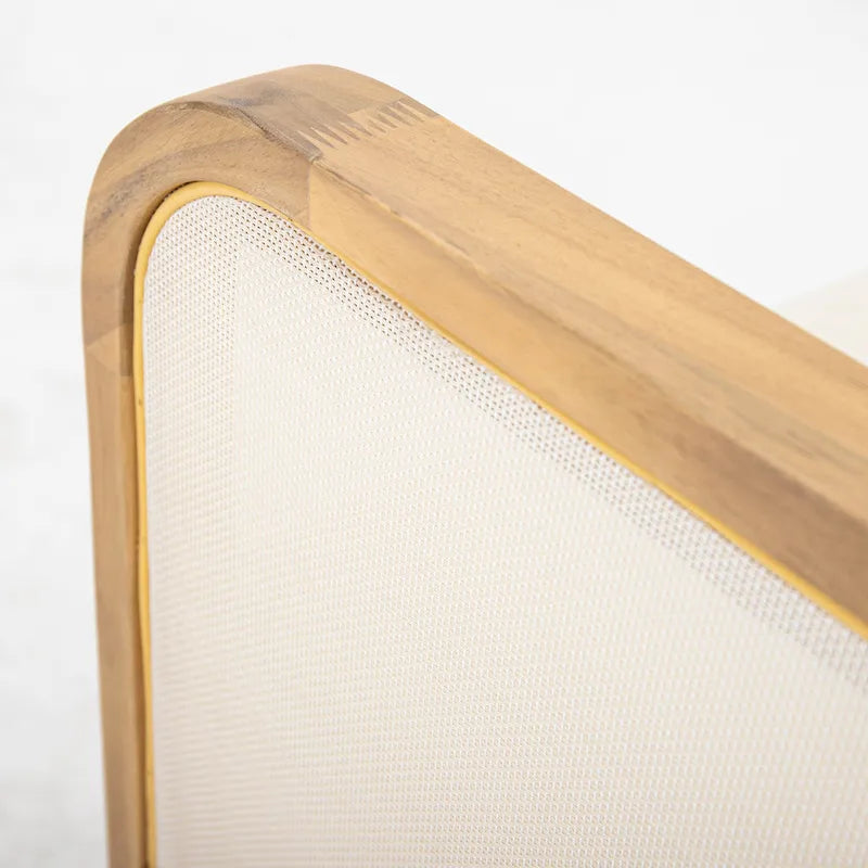 Fauteuil d'extérieur Linksy en bois d'acacia moderne avec coussins beiges par Christopher Knight Home