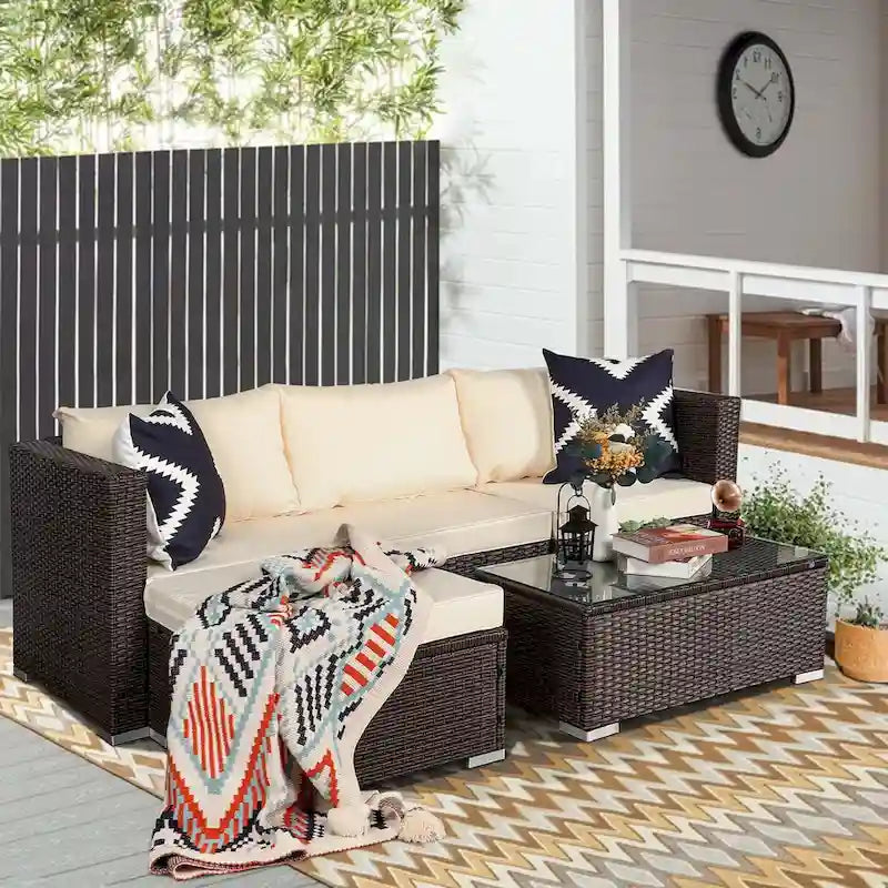 Ensemble de mobilier d'extérieur sectionnel en rotin et osier Vrakae 5 pièces
