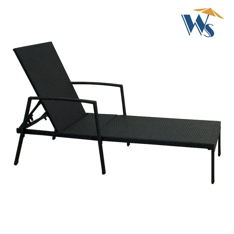 Chaises longues d'extérieur en rotin pour patio