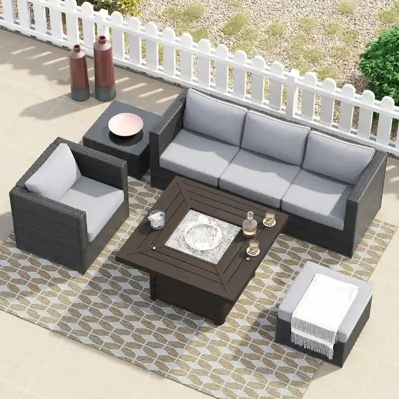 Corvus Trey Ensemble de sept meubles de jardin en osier avec table brasero