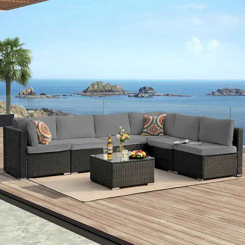 Ensemble de patio sectionnel extérieur en osier noir 7 pièces avec coussins gris et table basse