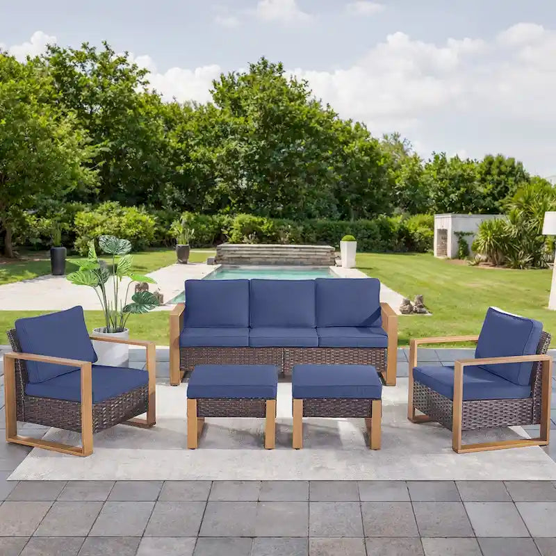 Chaise de mobilier de patio Gymojoy avec ottomans en rotin