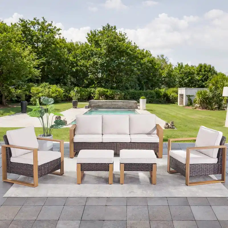 Chaise de mobilier de patio Gymojoy avec ottomans en rotin