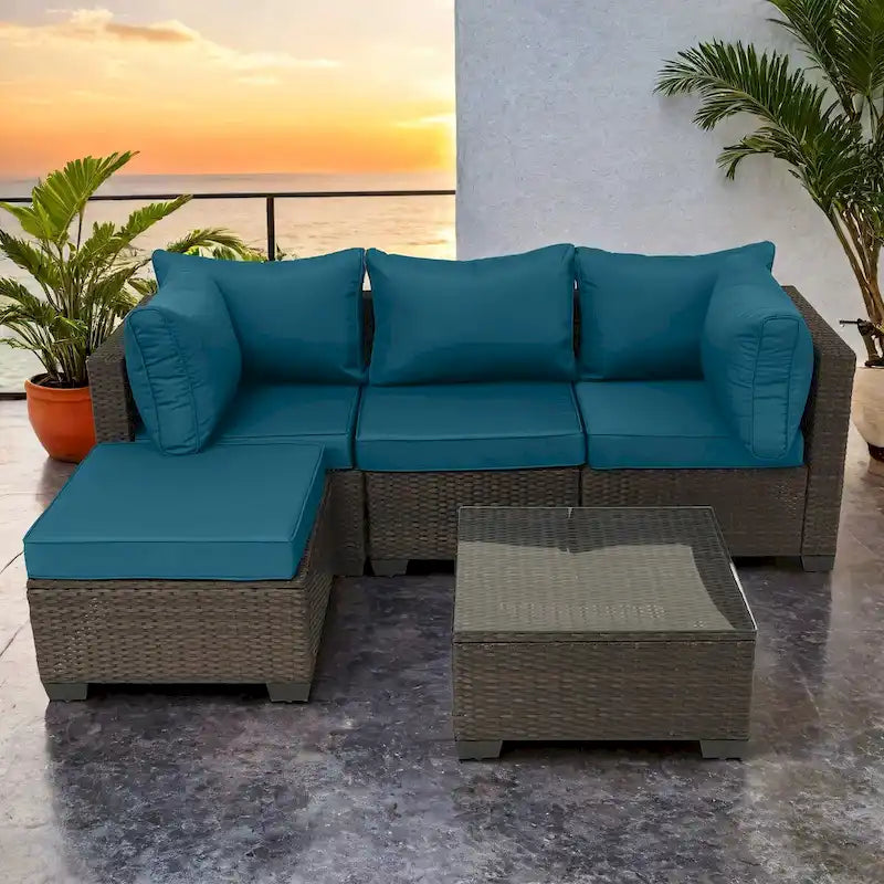Ensemble de mobilier de jardin 5 pièces en rotin synthétique tressé à la main avec coussins et table basse