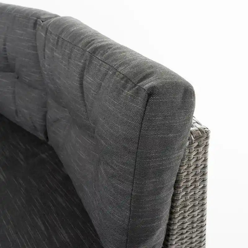 Fauteuil individuel courbé en osier d'extérieur Navagio (lot de 2) avec coussins de Christopher Knight Home