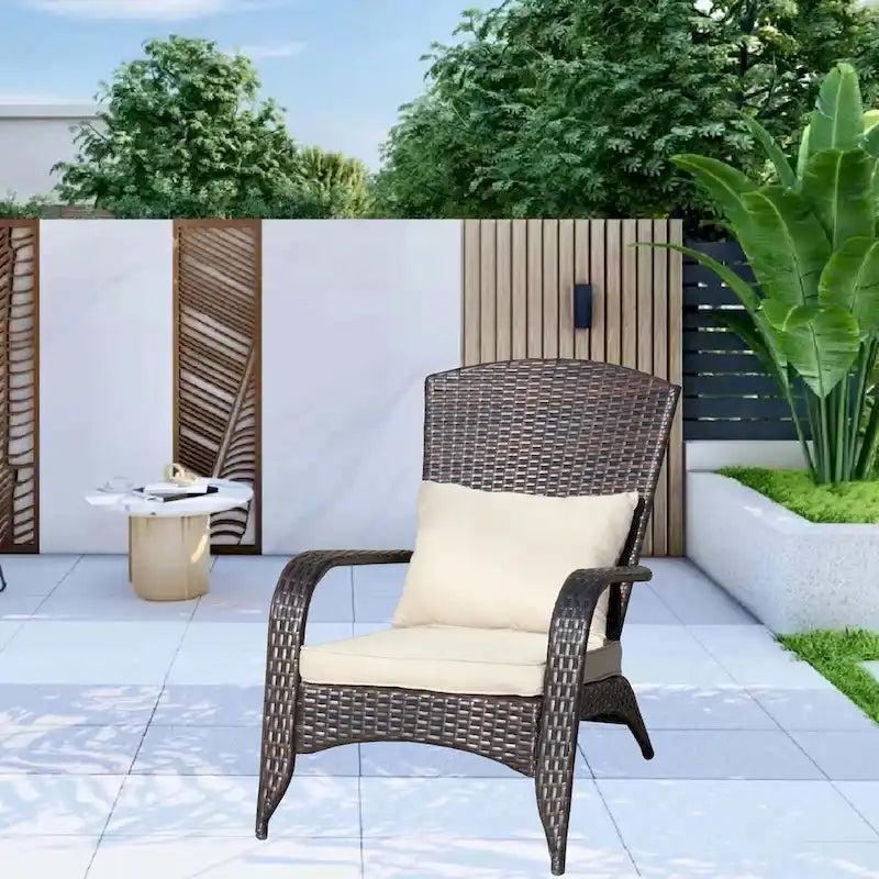 Chaise de patio avec coussins (coussin beige)