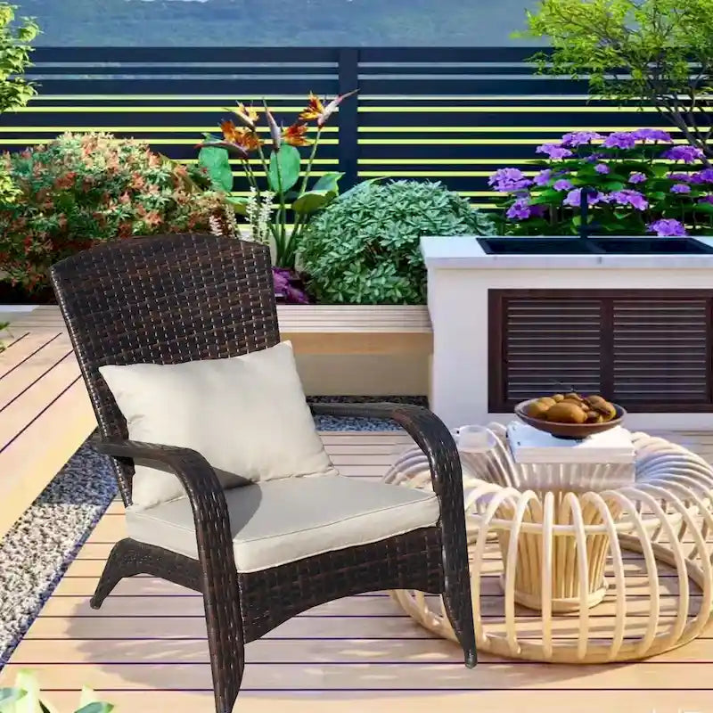 Chaise de patio avec coussins (coussin beige)