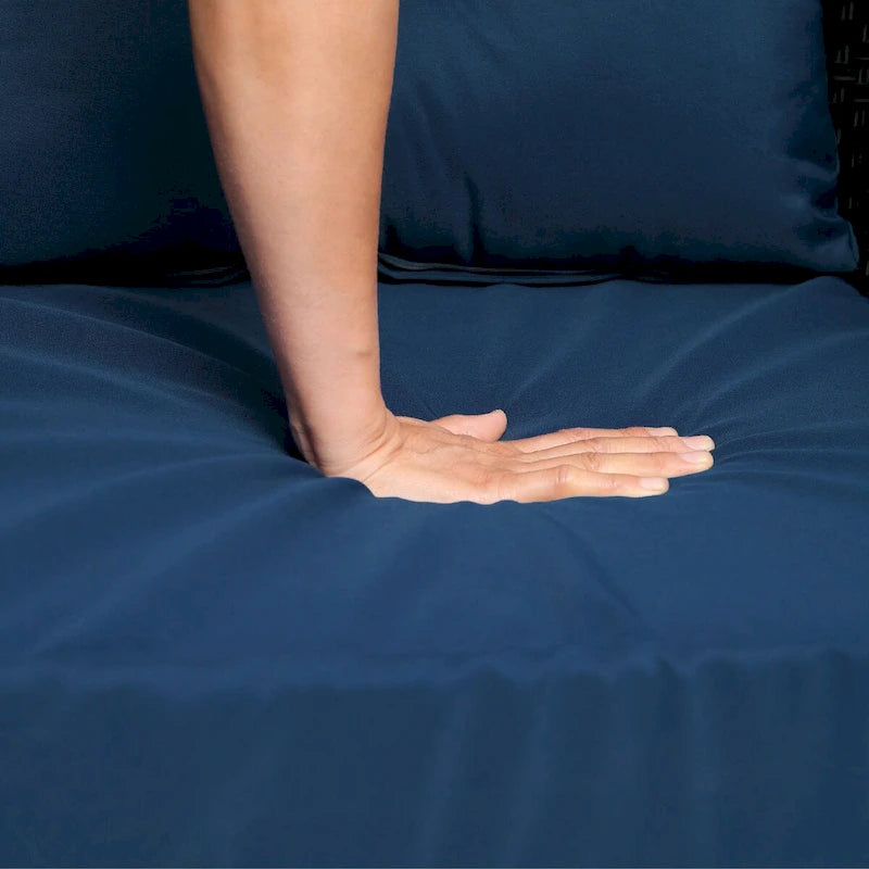 Ensemble de conversation d'extérieur 3 pièces en rotin avec chaises pivotantes et coussins